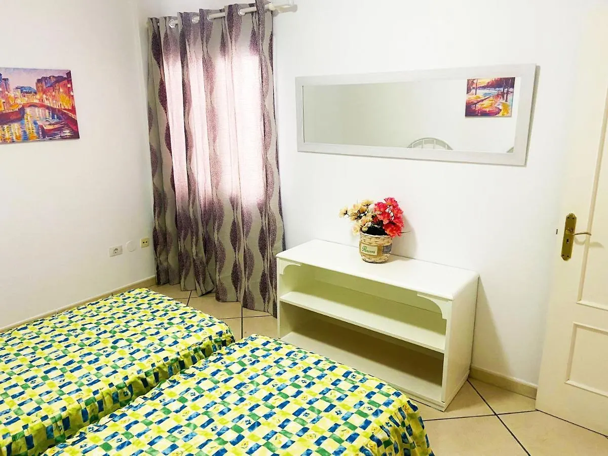 Grande Appartamento Tenerife Los Abrigos Apartment